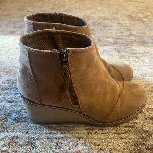 TOMS Booties